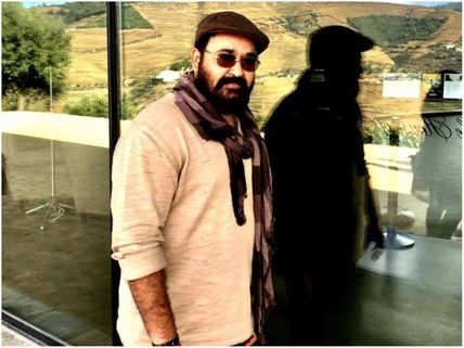 Mohanlal Receives Padma Bhushan Award From The President Of India!