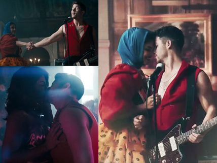 Priyanka Chopra- Nick Jonas Get Cozy In Jonas' Brothers' New Single 'Suckers', Watch Video!