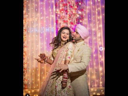 Puru Chibber & Roshni Banthia's Wedding Was A Dreamy Affair (Inside Pics)