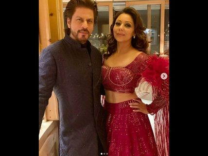 Shahrukh & Gauri Look Spectacular At Akash Ambani & Shloka Mehta’s Sangeet In Switzerland