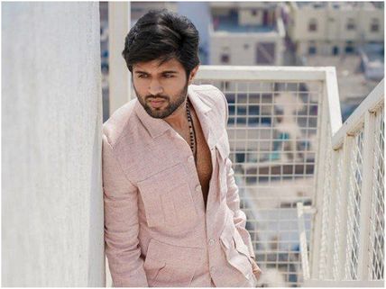 Vijay Deverakonda To Clash With This Big Star! Who Will Win The Battle?