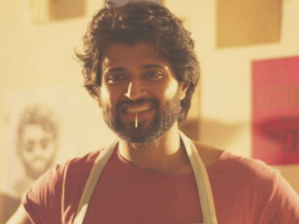 A Grand Bollywood Debut For Vijay Deverakonda? YES PLEASE!