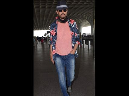 BACK IN ACTION! Irrfan Khan Makes His Second Public Appearance Post Tumour Treatment