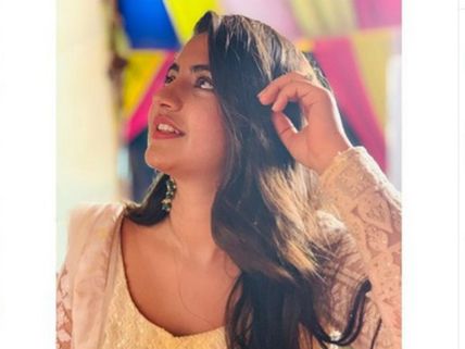 Udaan: Meera Deosthale Bids Emotional Goodbye To The Show; Says It's A Beautiful Chapter Of Her Life