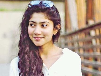  Sai Pallavi Cried Profusely During The Shoot of NGK For This Reason, Heart-warming Deets Inside 