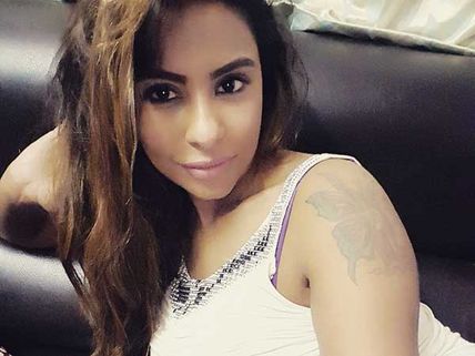 Sri Reddy Says That She Is Waiting For An Offer From This Hit Director!