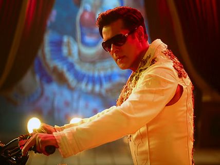 Salman Khan's Bharat PASSED WITHOUT CUTS; Gets U/A Certificate From CBFC!