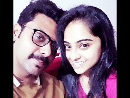 Kulavadhu Actress Dhanya Gets Engaged To This Kannada Actor! Shares The First PIC