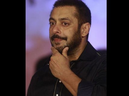 Salman Khan To Opt For SURROGACY; Has He Vowed To Never Get Married After FAILED Relationships?