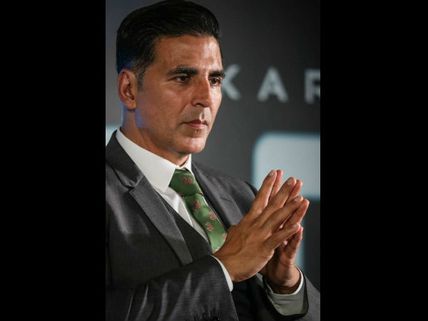 Akshay Kumar's LIE About Not Visiting Canada In Last 7 Years Gets EXPOSED; A User LEAKS Proofs! 