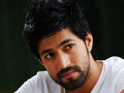 Yash Was Asked To Bring Tea & Cigarettes For Senior Directors Once Upon A Time; Says It Hurt His Ego