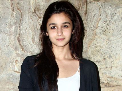 Sadak 2: Details About Alia Bhatt's New Look In The Film REVEALED!