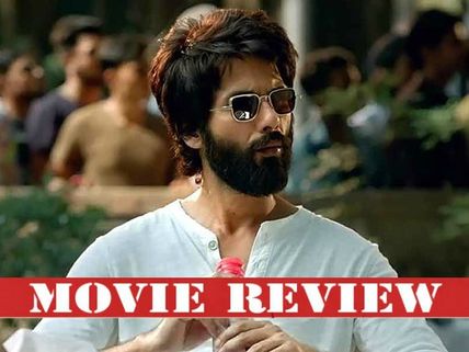 Kabir Singh Movie Review: Shahid Kapoor Flies High In This 'Trippy' Unabashed Love Story!