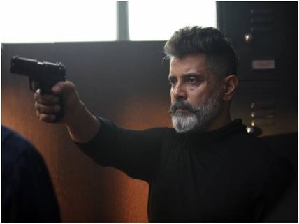 Kadaram Kondan Movie Review: Chiyaan Vikram Is The Real Conqueror Of This Action Entertainer!