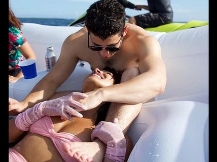 These Photos From Priyanka Chopra & Nick Jonas's Romantic Getaway In Miami Are Brimming With Love! 