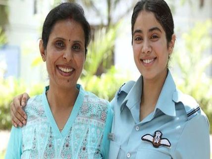 Jahnvi Kapoor Salutes Real-life 'Kargil Girl' Gunjan Saxena On Latter's Birthday 