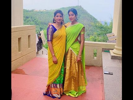 Sridevi's 56th Birth Anniversary: Daughter Janhvi Kapoor Visits Temple; Pens Heartfelt Note!
