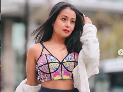 Neha Kakkar Is Disturbed By Rumours Of Dating Indian Idol Contestant; Shares Post On Ending Life!