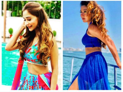 Happy Birthday, Sara Khan! These Pics Prove She Can Rock Both Modern & Traditional Attire