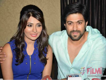 Yash & Radhika Pandit Trashed By Fans For Speaking In English! 'KGF Star Has Forgotten Kannada'