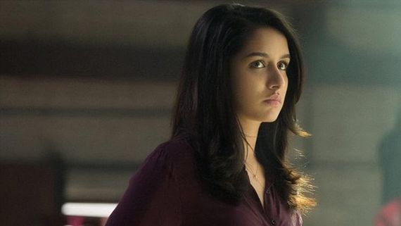 Shraddha Kapoor Avoids Talking About Saaho? Prabhas Fans EXTREMELY Upset!