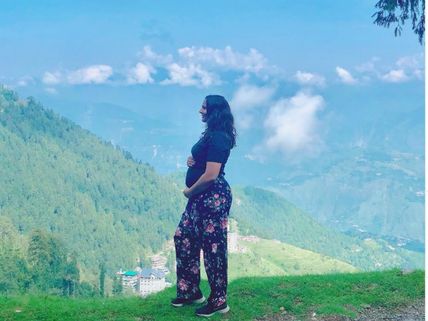 Khatron Ke Khiladi’s Geeta Phogat Announces Pregnancy; Hina Khan, Nia Sharma & Others Congratulate