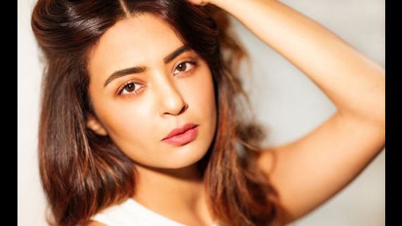 Surveen Chawla Recounts 5 Casting Couch Experiences: Filmmakers Wanted To See My Cleavage, Thighs