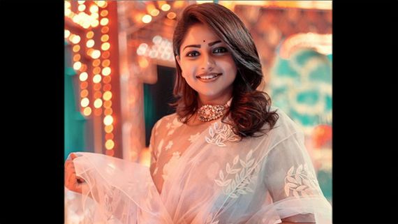 Rachita Ram Spends B'day With Fans; Visits Temple To Seek Divine Blessings!