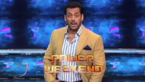 Bigg Boss 13 Weekend Ka Vaar Live Updates: Dalljiet Kaur Gets Eliminated!