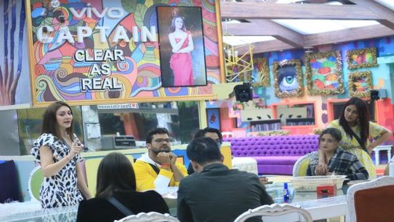 Bigg Boss 13 Day 39 Synopsis: Hindustani Bhau Gives Shehnaz A Reality Check!