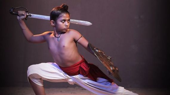 Mamangam Special Promo: Achuthan Set To Stun Everyone As Chandroth Chanthunni!