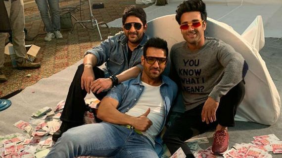 Critics & Moviegoers Thrash John Abraham's Pagalpanti; Call It A 'Nonsense' Film
