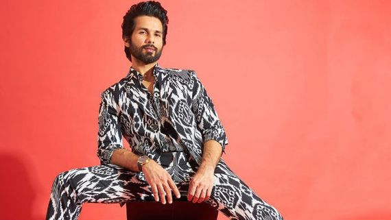 Shahid Kapoor Wishes All The Best To Ranveer Singh For '83; Says He's Looking Forward To It