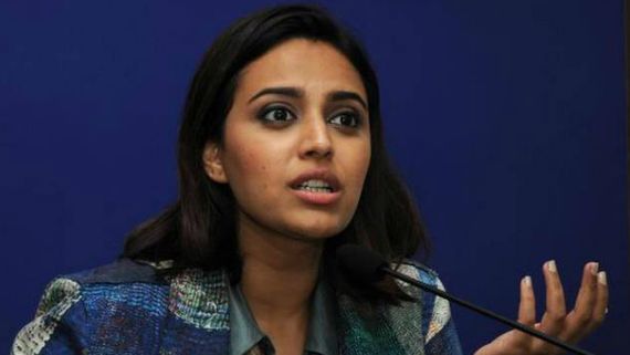Swara Bhaskar Recalls Abusing A 4-Year-Old Kid For Calling Her 'Aunty'; Netizens Spit Fire