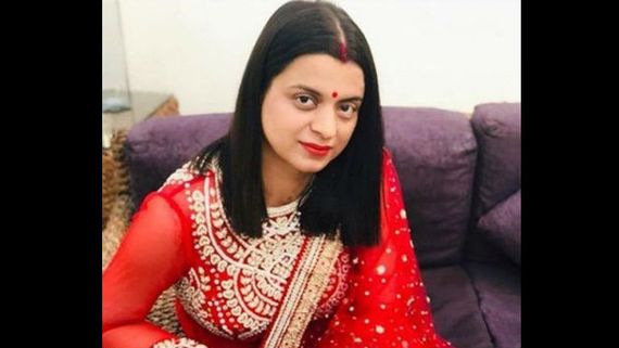 Rangoli Chandel Shames Mahesh Bhatt For Kissing His Daughter Pooja Bhatt; Calls Him A Fake Liberal