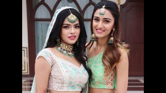 Kasautii Zindagi Kay's Sonyaa Ayodhya Gets Hitched To Harsh Samorre; Erica Fernandez & Others Attend