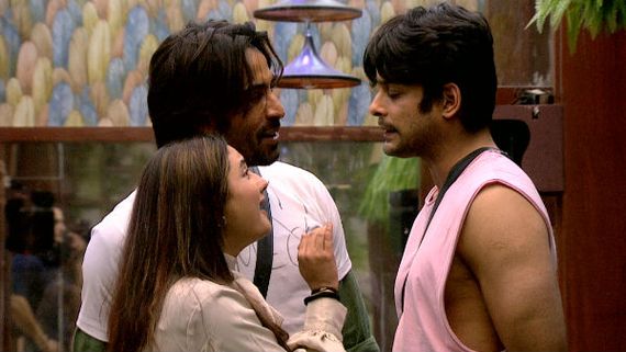 Bigg Boss 13 Day 75 Synopsis: Rashami Desai And Sidharth Shukla Get Into A Fight Again