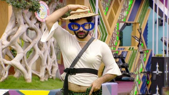 Bigg Boss Kannada 7 Day 82 Update - Shine Shetty Dresses In Drag For The Task 