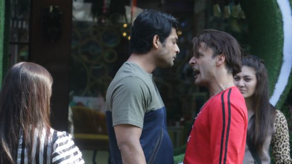 Paras Asks Rashami To Shave Her Eyebrows; Sidharth Wants To Quit Bigg Boss 13, Courtesy Asim