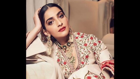 Sonam Kapoor Warns People After Having Her 'Scariest' Experience With Uber Driver In London