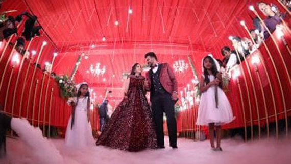 Pictures: Niveditha Gowda And Chandan Shetty Dazzle At Their Wedding Reception!