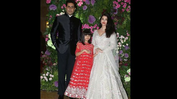 'Why Does Aishwarya Rai Bachchan Wear Same Kind Of Dress At Every Wedding?' Ask Unhappy Netizens!