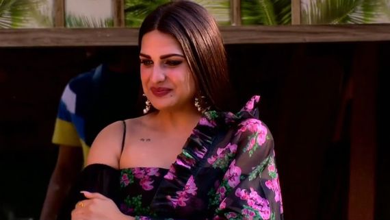 BB 13: Himanshi Is Charging HUGE Amount For Her Stay; To Confess Her Love For Asim Before Her Exit!
