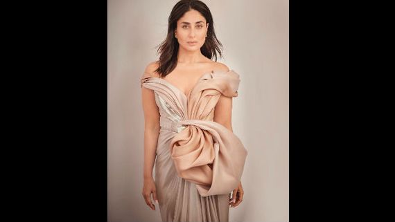 Kareena Kapoor Khan Is All Praise For Kangana Ranaut; Says ‘Actresses Are Braver Now’ 