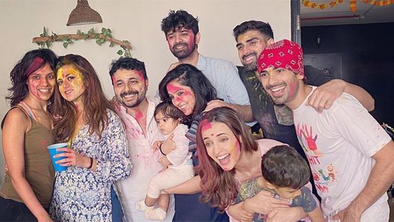 Barun Sobti, Sanaya Irani, Mohit Sehgal, Asha Negi & Others Have Fun At Holi Party (PICS)