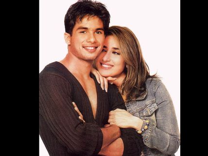 Coronavirus: Derogatory Joke On EXES Shahid Kapoor & Kareena Kapoor By Harsh Goenka Receives Flak!