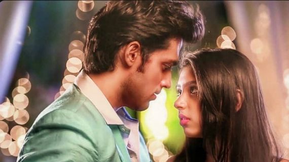 #Throwback! Parth Samthaan & Niti Taylor Reveal Weird Compliments They Received As A Couple