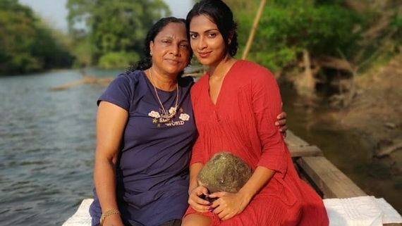 Amala Paul Pens A Heartfelt Note On Father’s Death: Says Losing A Parent Is A Major Downfall