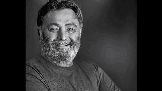 Rishi Kapoor's Cancer Treatment Days: Neetu Kapoor Would Lure Him Into Eating Food With A Trick!