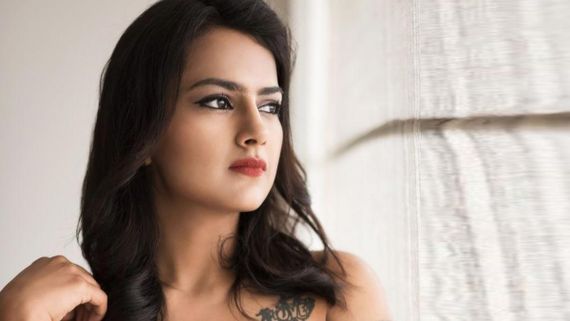 Shraddha Srinath Reacts To Self-Isolation And Corona Rumours!